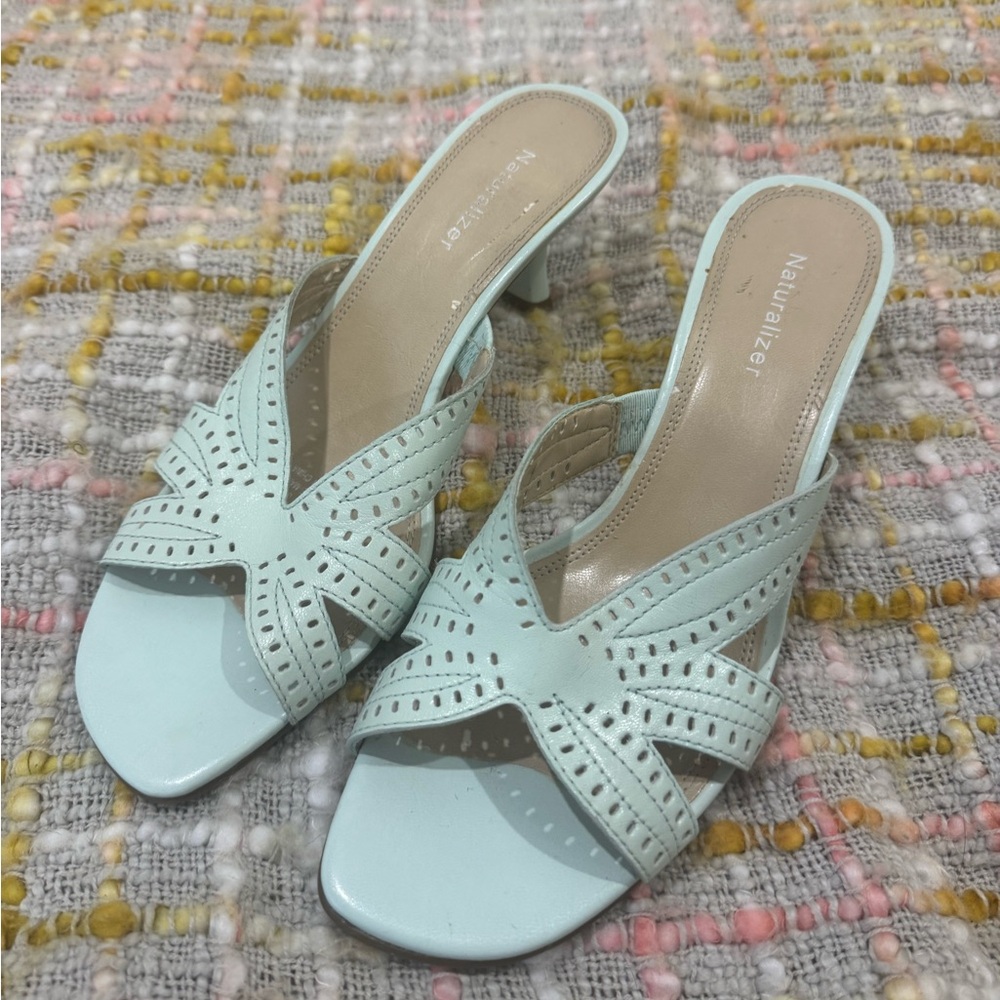 Naturalizer Heels